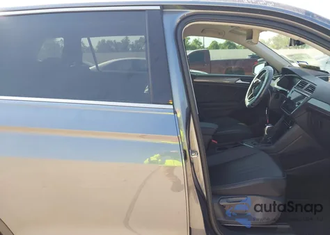 2022 Volkswagen Tiguan 2.0T Se z USA, uszkodzony, nr VIN 3VV3B7AX5NM089100